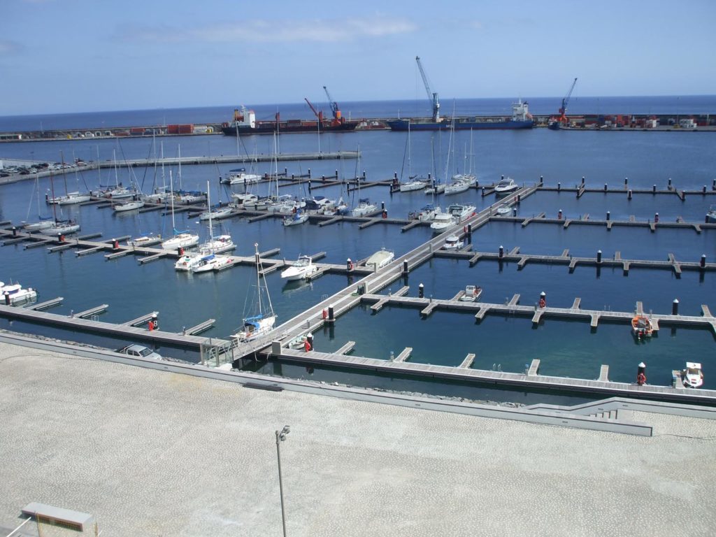 Pantalan aluminio para marinas y puertos deportivos