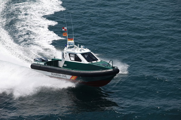 Intervention boat