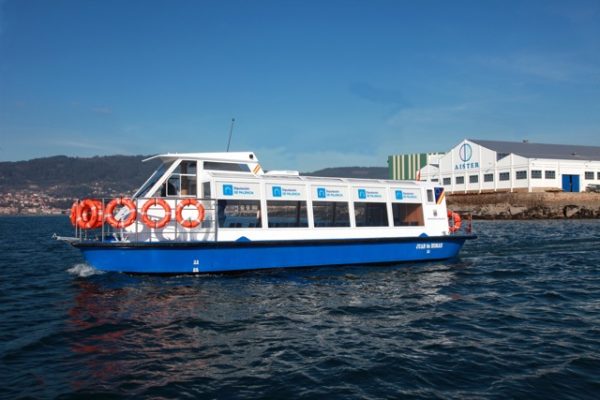 Electric sightseeing boat JUAN DE HOMAR