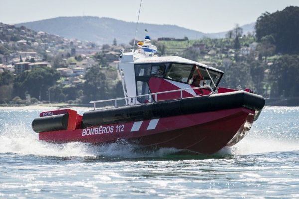 Aluminium fireboat