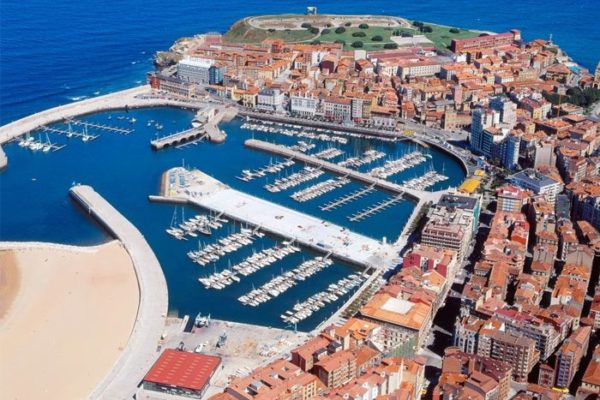 Marina flotante de Gijón