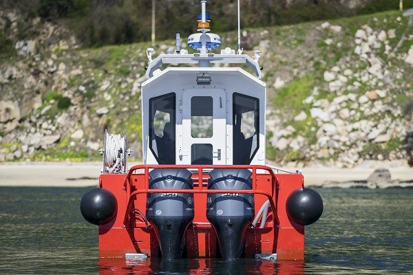 Aluminium fireboat