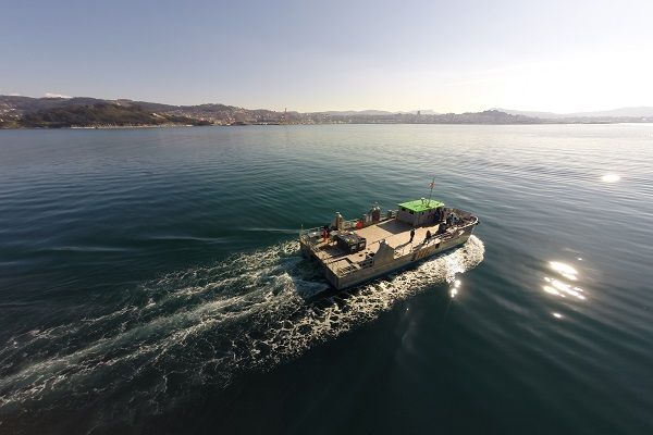 Fish-farming aluminium catamaran