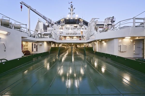 Puente de aluminio para barco